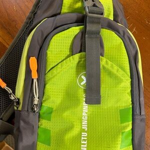 Cross body travel/hiking purse